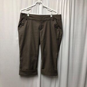 Old Navy Low Waist Stretch Capris Womens Size 12 Brown Cuffed Cropped Pants